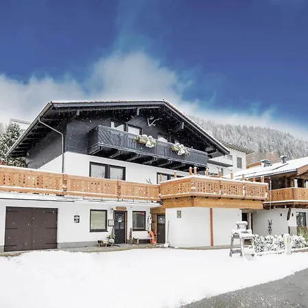 Chalet On The Rood Zell Am Kaprun *